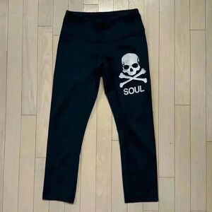 Navy blue Lululemon Soulcycle leggings